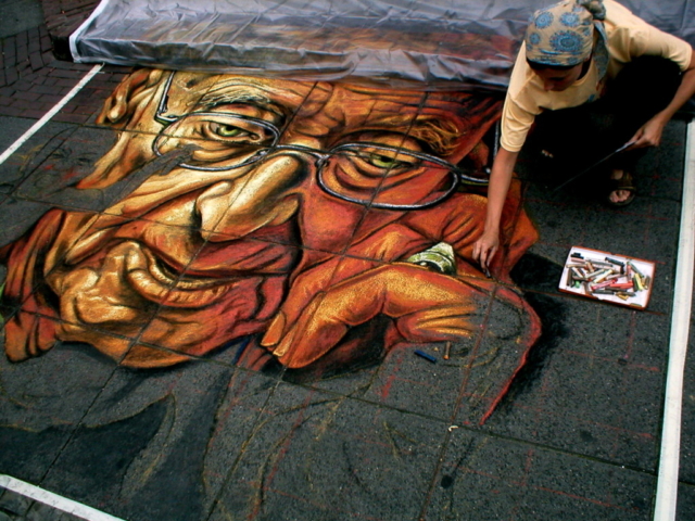 verabugatti madonnari grazie graziedicurtatone madonnaro artedistrada artistidistrada chalk chalkart gessetti gessetto pastel asphalt pavementart strassenmalerei