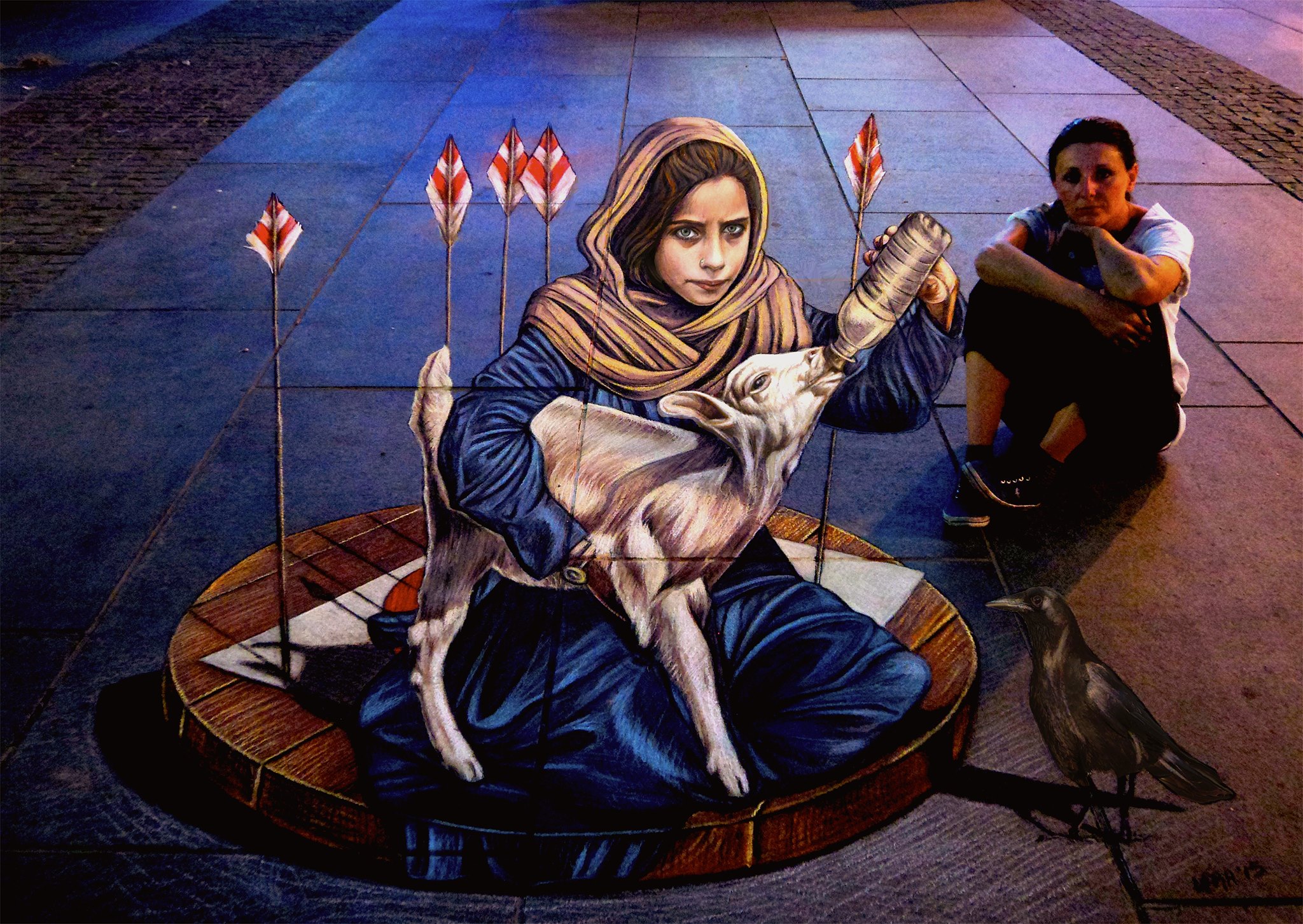 verabugatti streetart arteurbana illusioniottiche 3Dstreetart anamorfosi anamorfico anamorphic illusions urbanart madonnari3D pavementart 3Dstreetart 3Dstreetpainting environment thereisnotplanetb betonfest sarajevo peace crow arrows